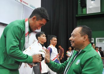 Pengprov Gulat Jatim Beri Bonus Umroh Peraih Emas