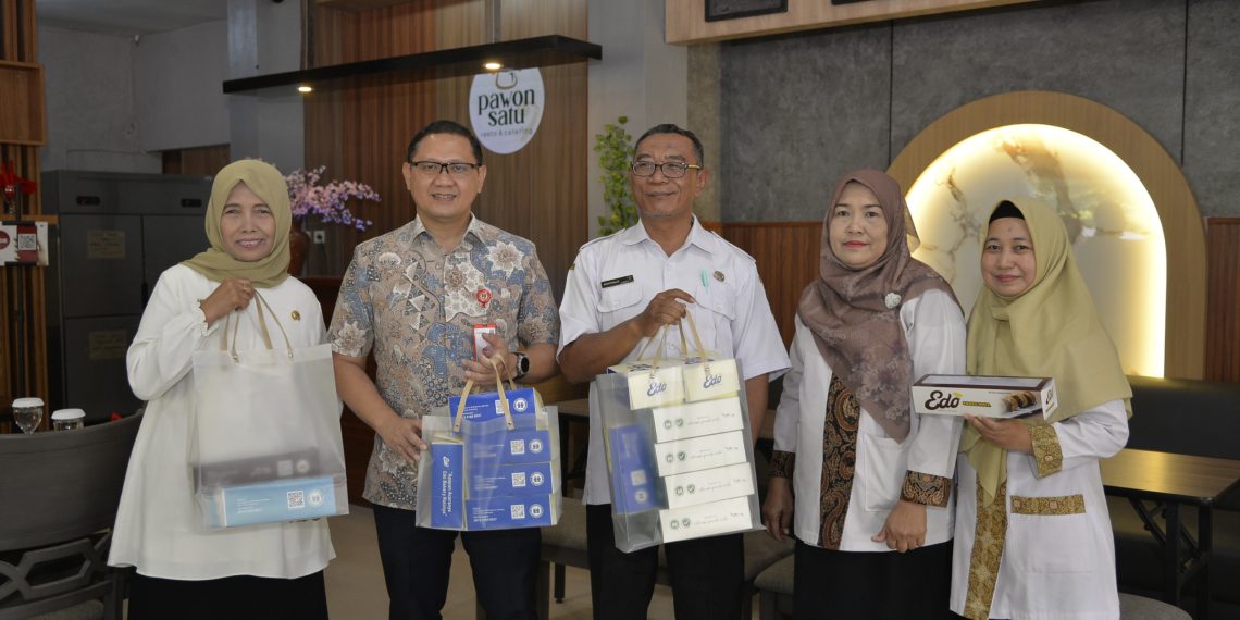 Meracik Kompetensi, Menyajikan Masa Depan: Kadindik Jatim Resmikan TEFA Pawon Satu & Cafe Satu SMKN 1 Buduran Sidoarjo