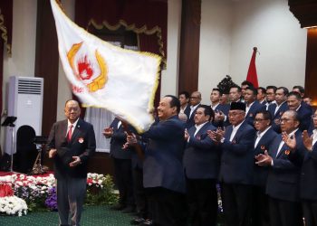 Lantik Pengurus KONI Jatim, Ketum KONI Pusat Target Prestasi Nasional Meningkat