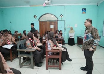 Kadindik Jatim Tekankan Pembatasan Gadget di Sekolah, Dorong Peningkatan Literasi Siswa